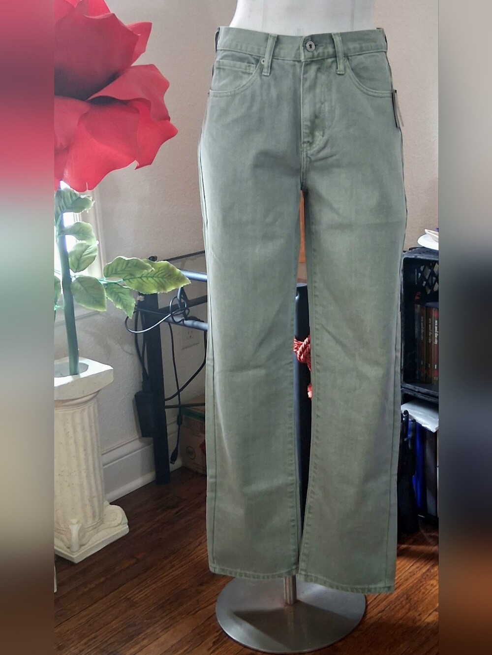 Straight-Leg Women's Jeans
